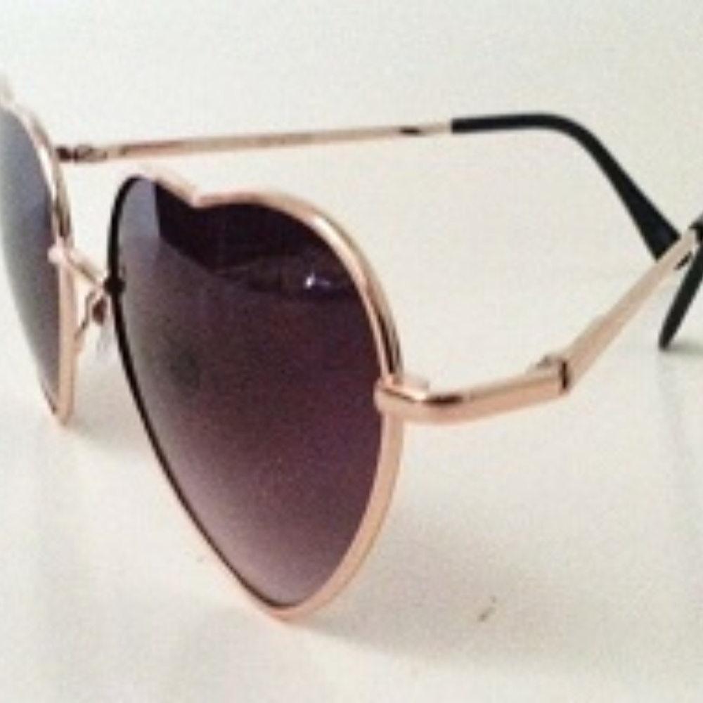 Heart Shape Sunglasses Silver or Gold Metal Frame - Picture 6 of 9